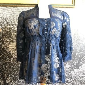 Anthropologie Fei navy lace blouse romantic Size 0